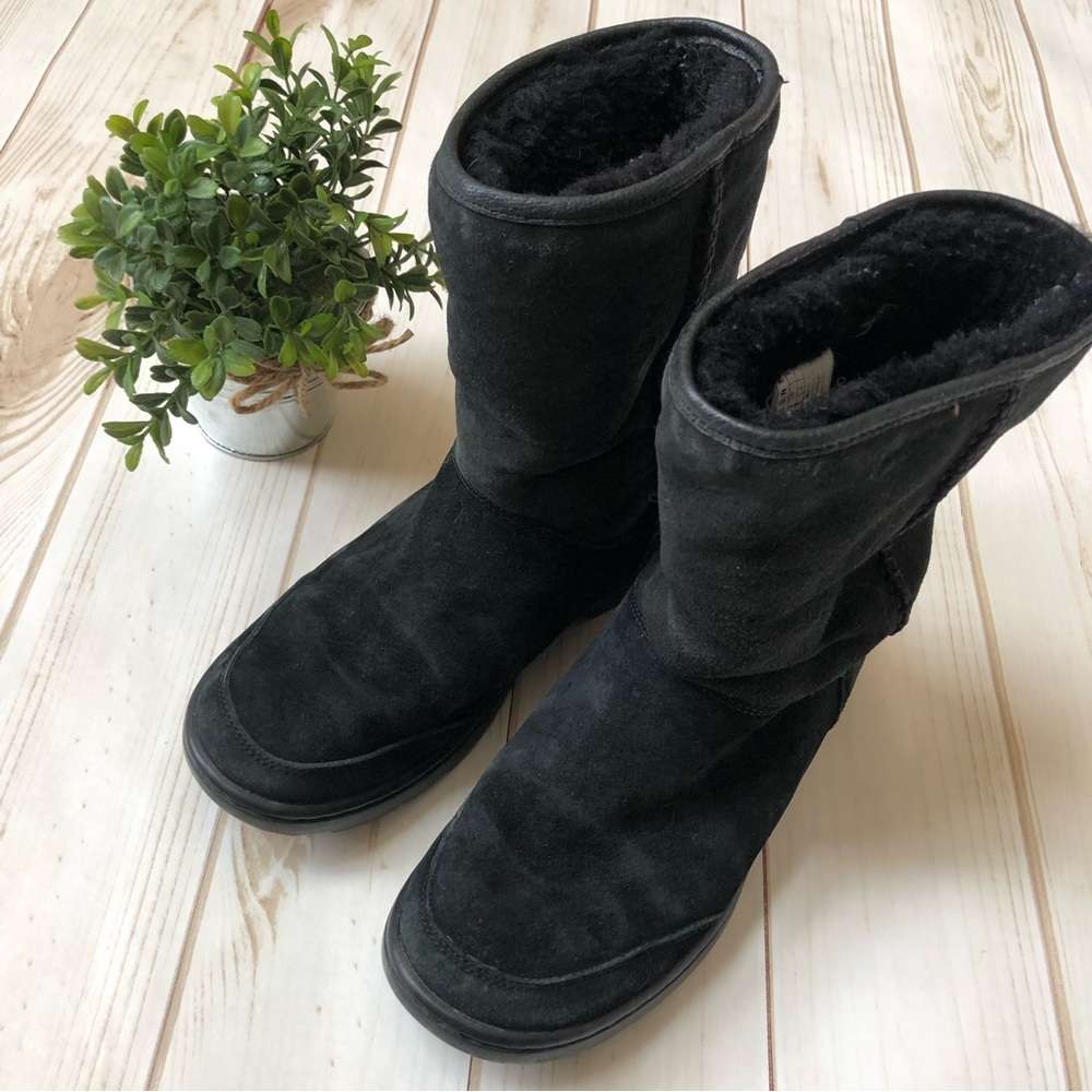 UGG Michaela waterproof boot